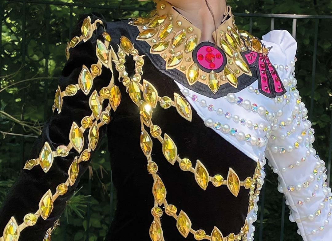 Best Bling Tips from a Costume Expert